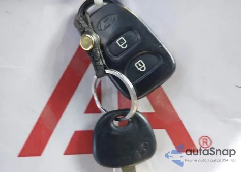 2013 Hyundai Accent Gls из США, поврежденный, VIN KMHCT4AE3DU477800